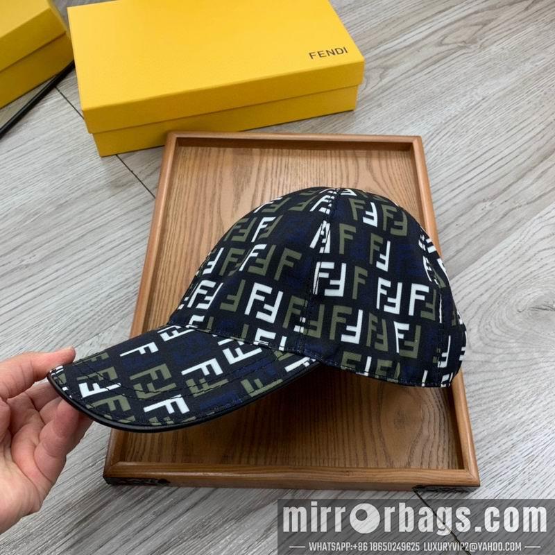 Fendi Hat dx105
