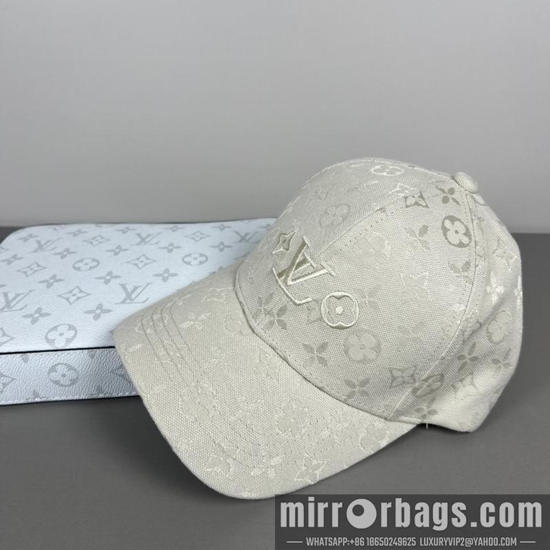 LV Hat dx51