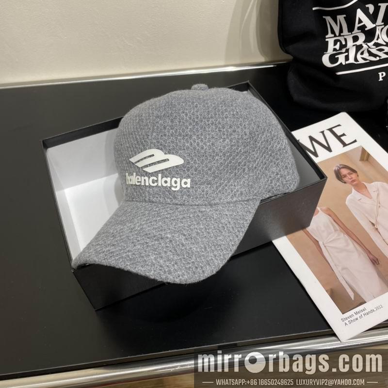 Balenciaga Hat 053101