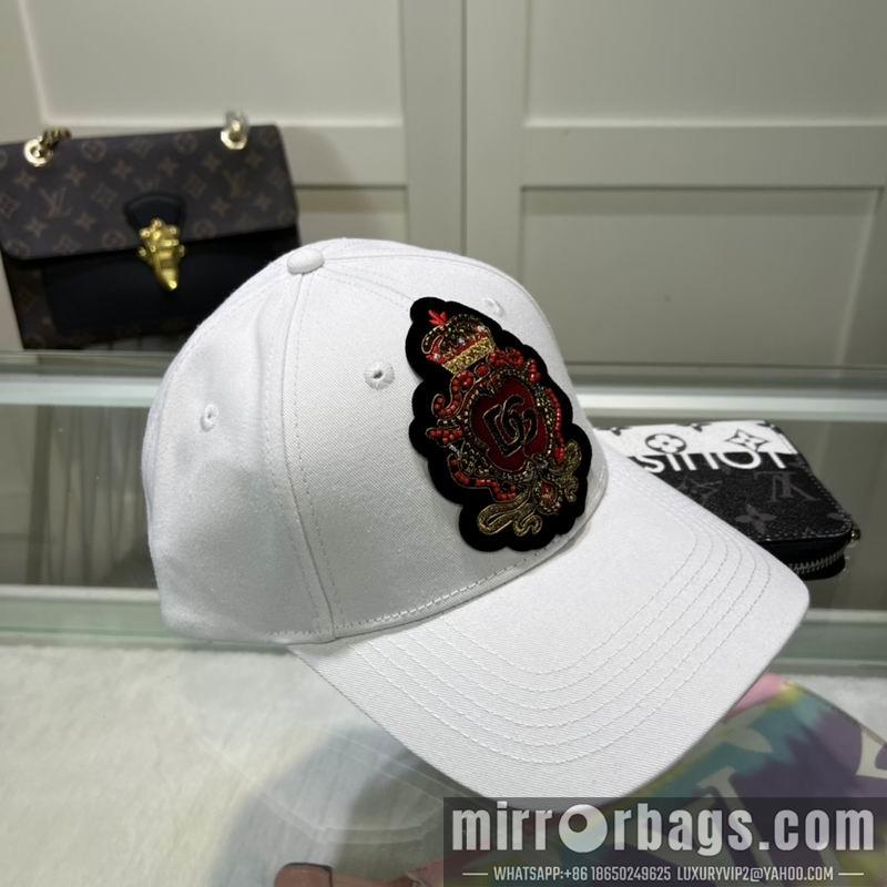 DG Hat dx06
