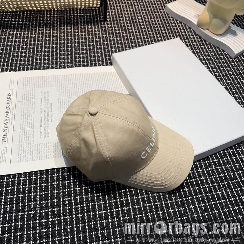 Celine Hat dx43