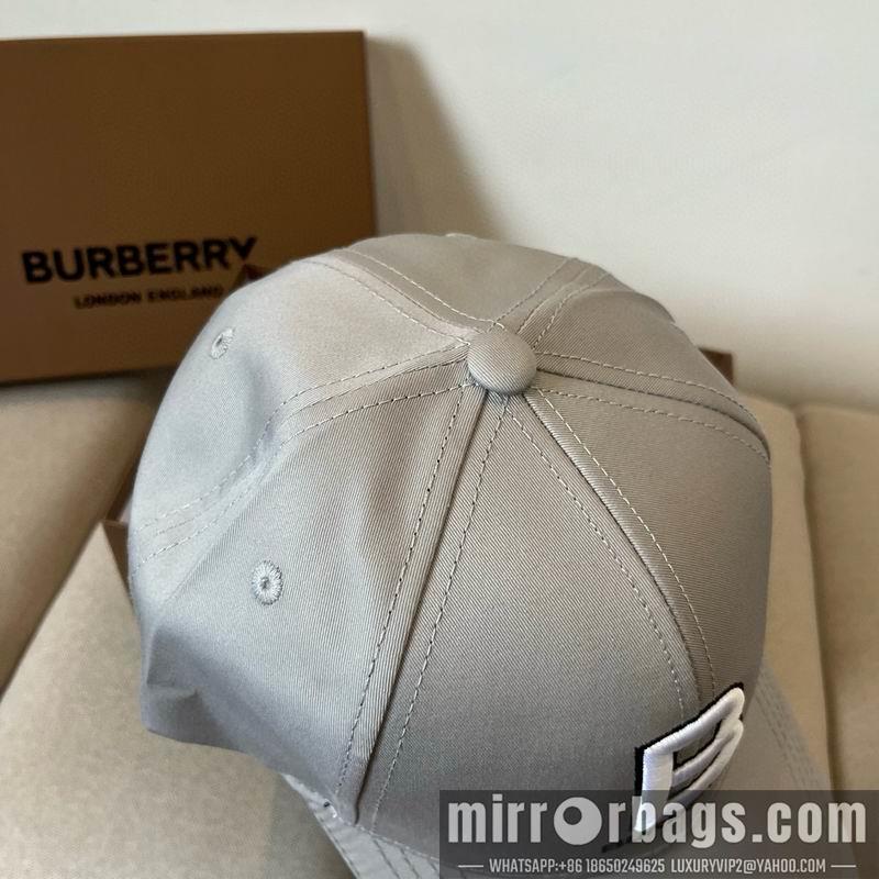 Burberry Hat dx08