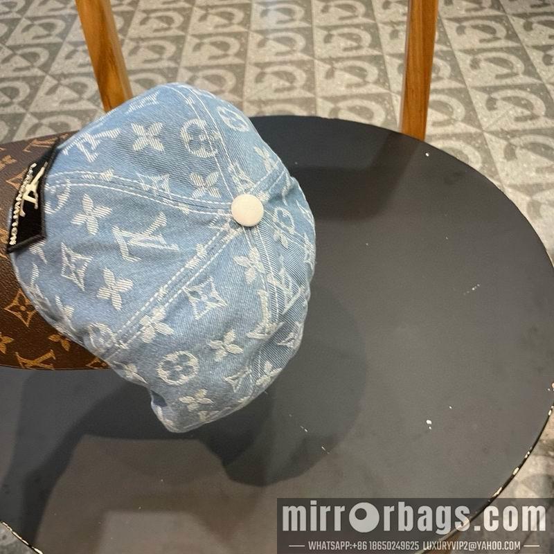 LV Hat 032002