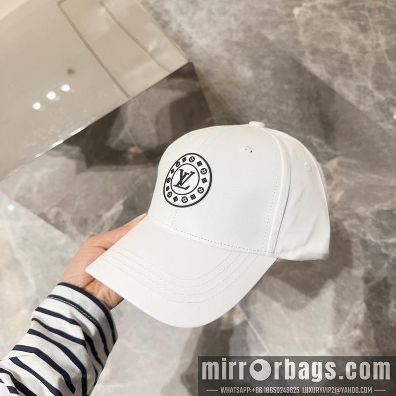 LV Hat dx128