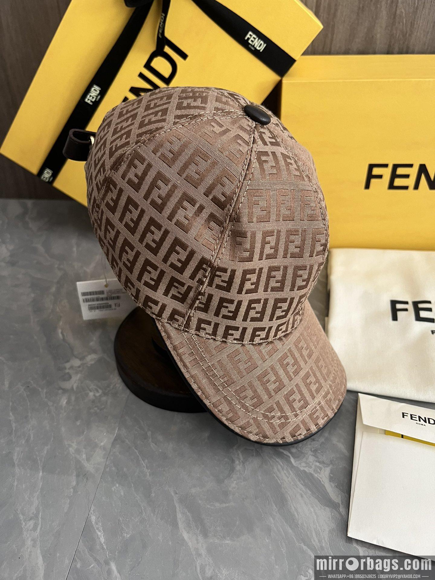 Fendi Hat dx87