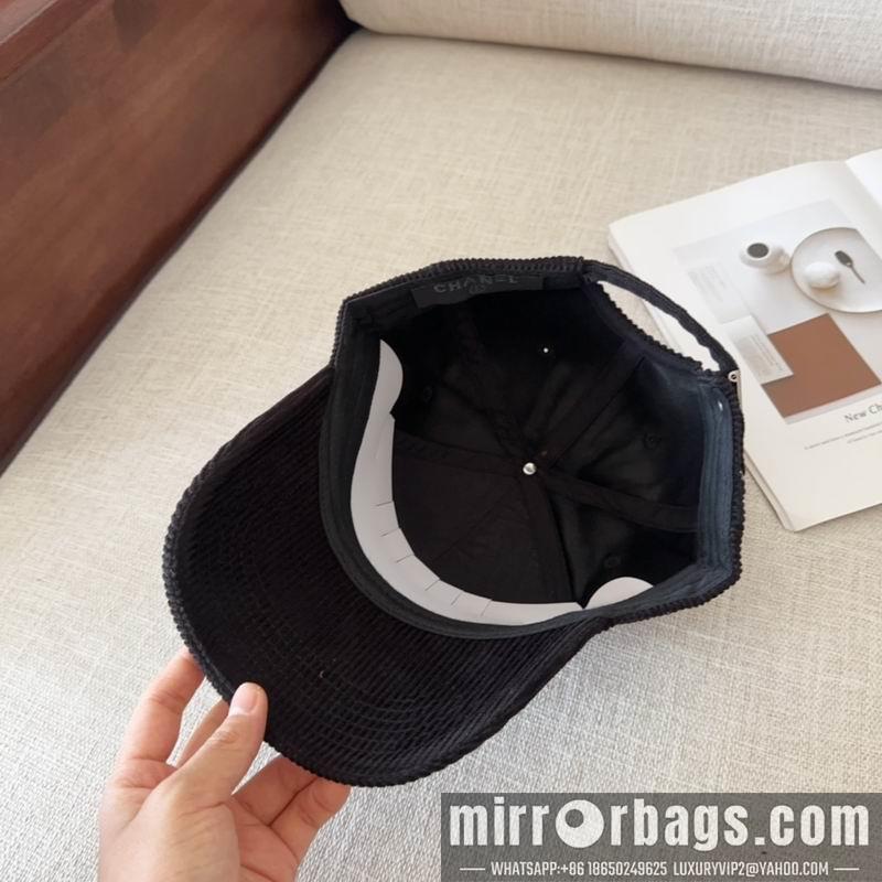 Chanel Hat dx70