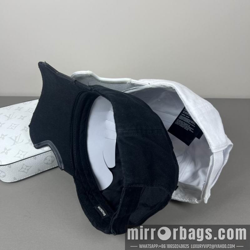 Balenciaga Hat 021003