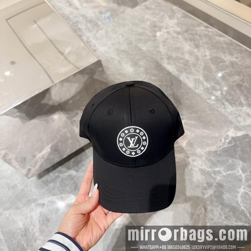 LV Hat dx128