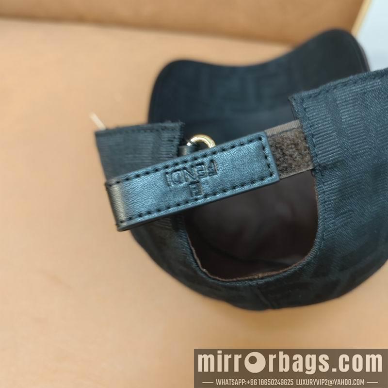 Fendi Hat dx64