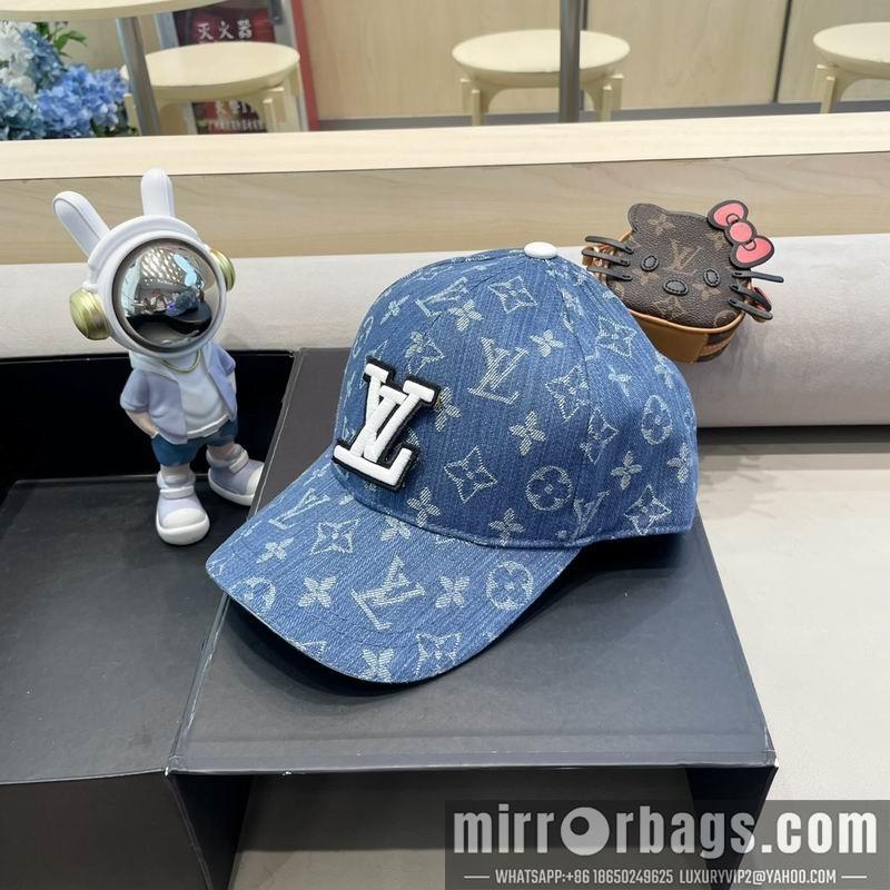 LV Hat 082601