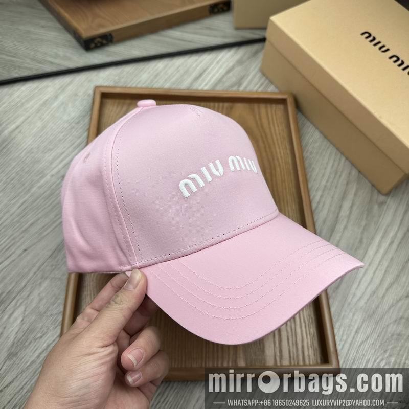 Miumiu Hat dx60