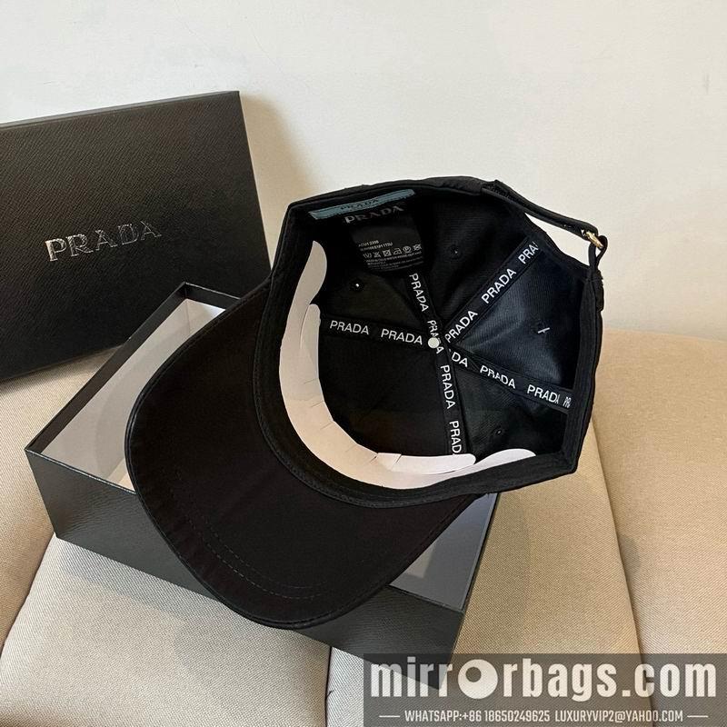 Prada Hat dx26