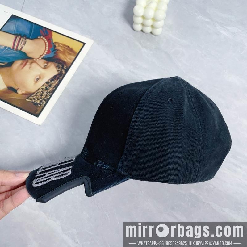 Balenciaga Hat dx86