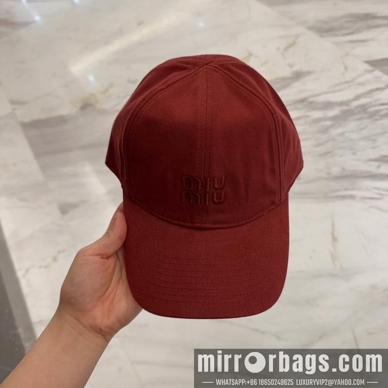 Miumiu Hat dx35