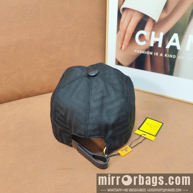 Fendi Hat dx47
