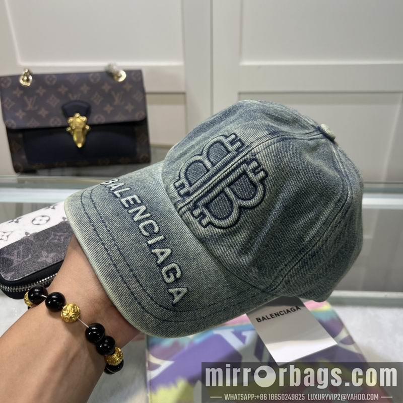 Balenciaga Hat dx81