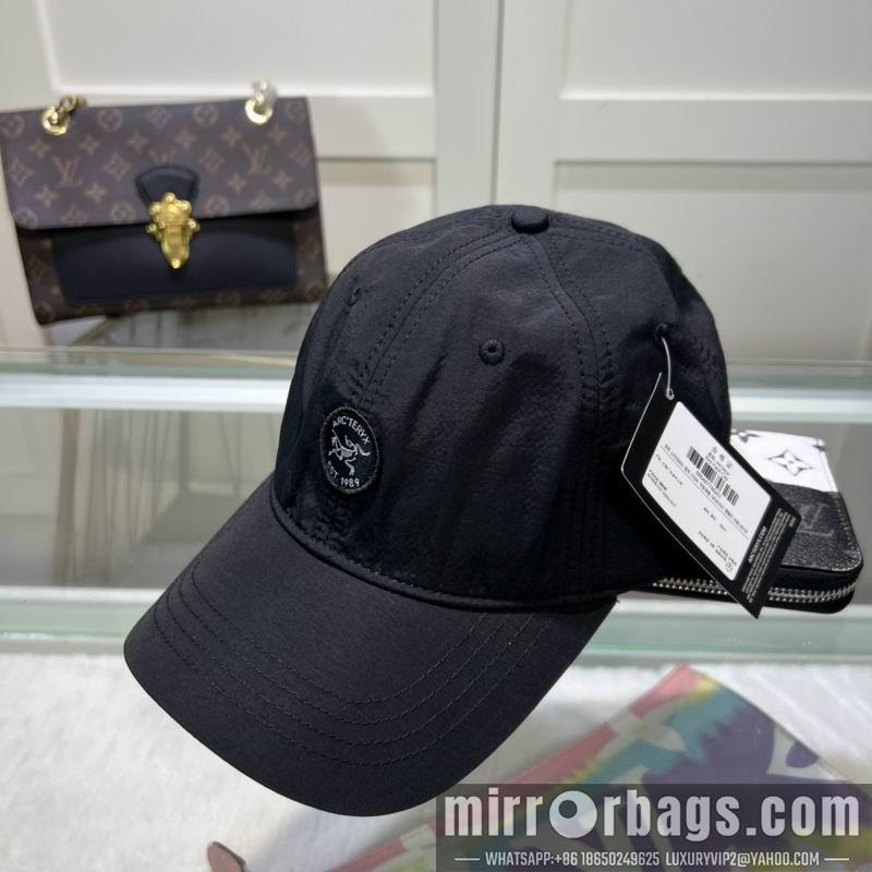 Arcteryx Hat dx09
