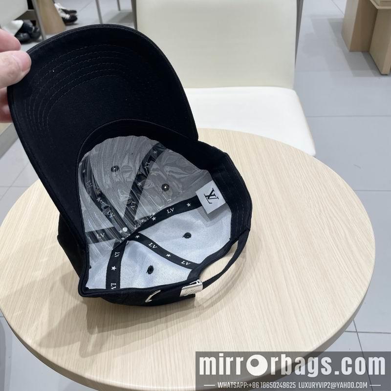 LV Hat 040207