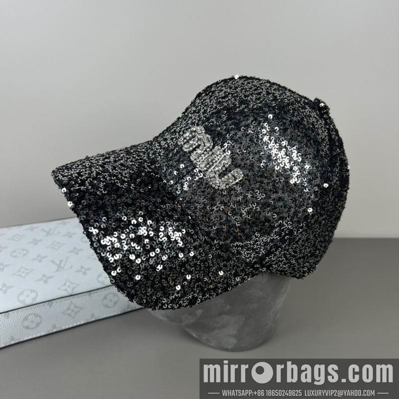 Miumiu Hat dx40