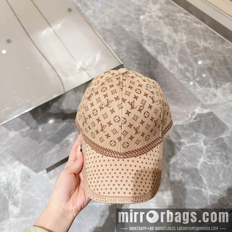 LV Hat 072806