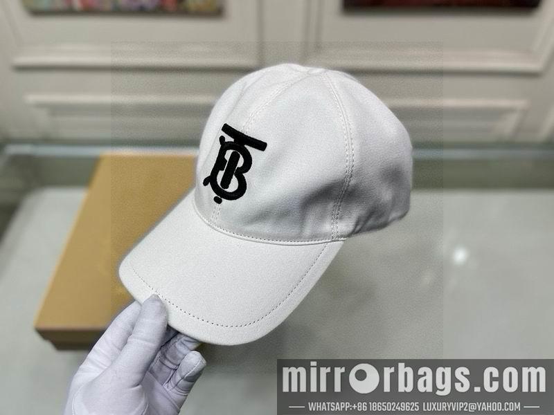 Burberry Hat 083001
