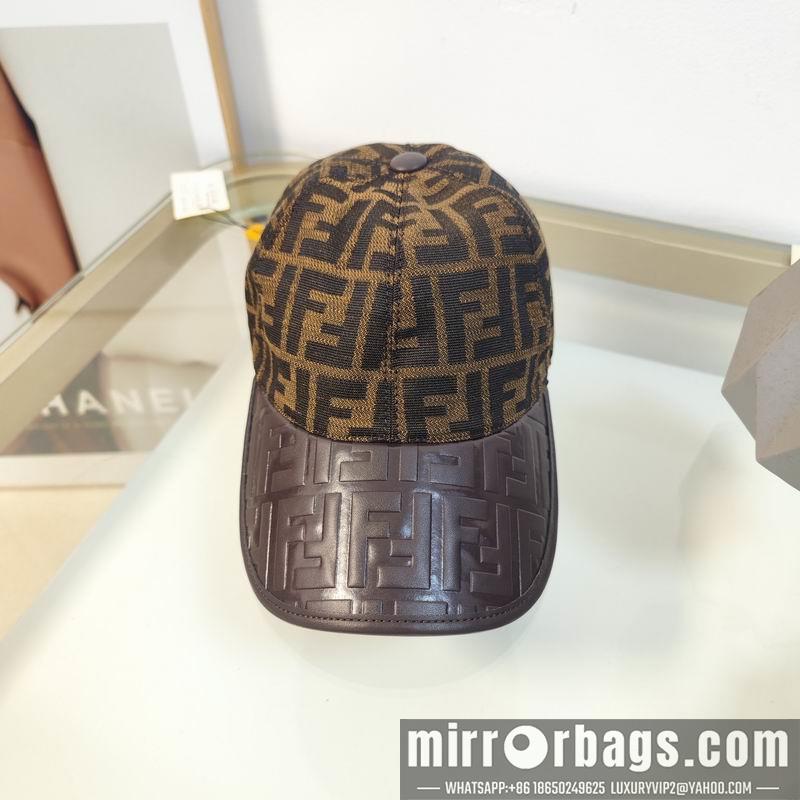 Fendi Hat dx70