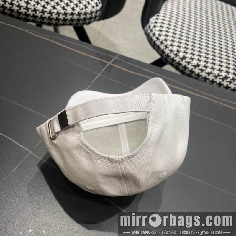 Moncler Hat 041401