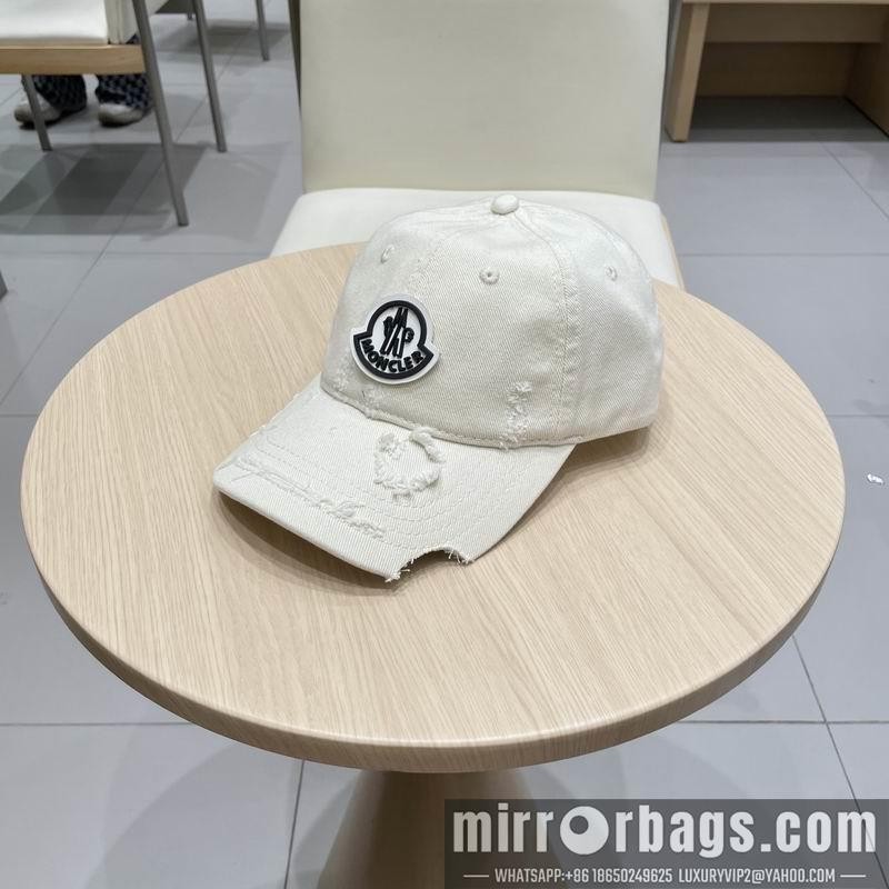 Moncler Hat 021004