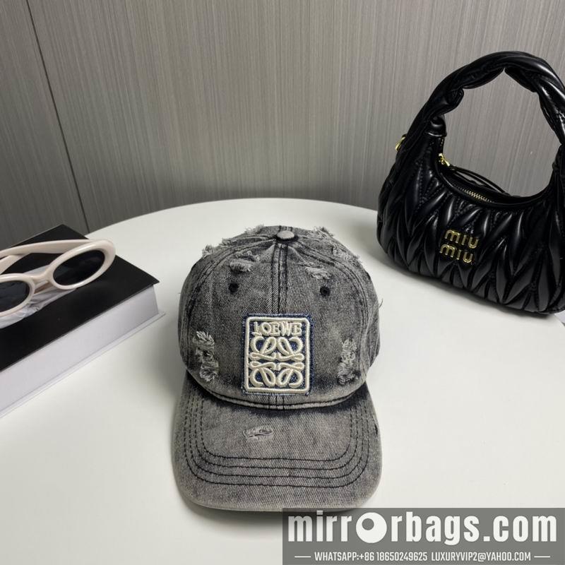 Loewe Hat dx50