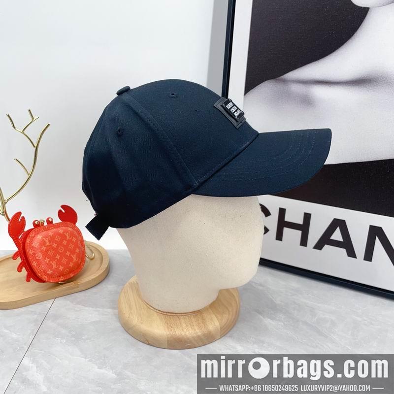 Burberry Hat dx04