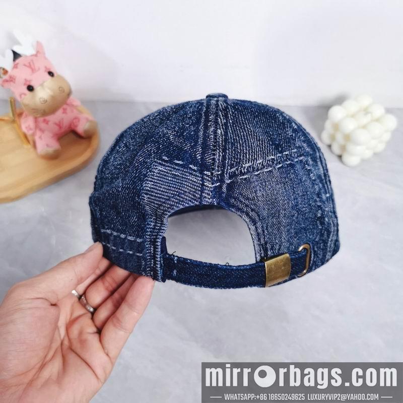 Chrome Hearts Hat dx05