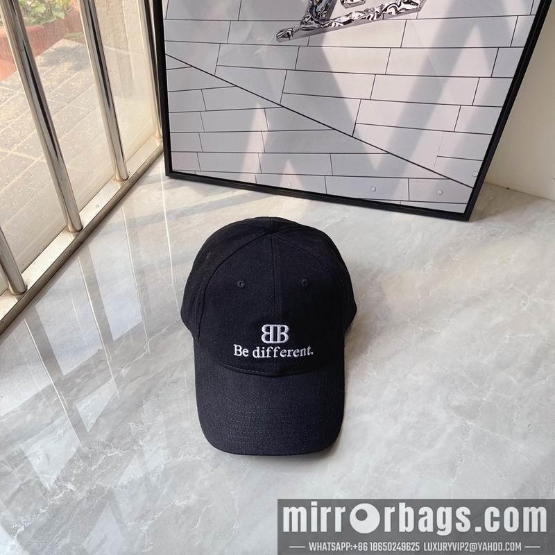 Balenciaga Hat 041703