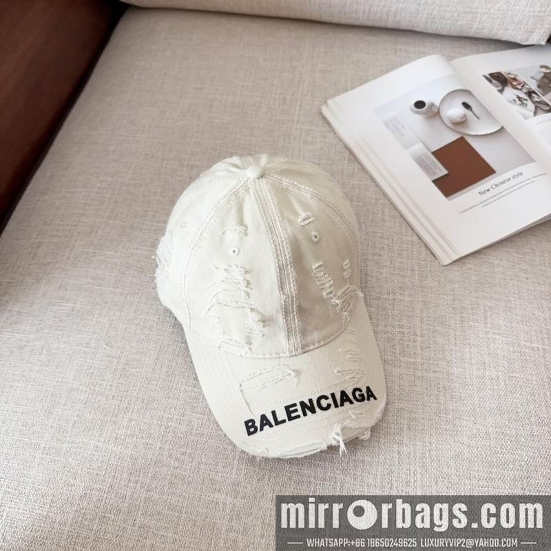 Balenciaga Hat dx105