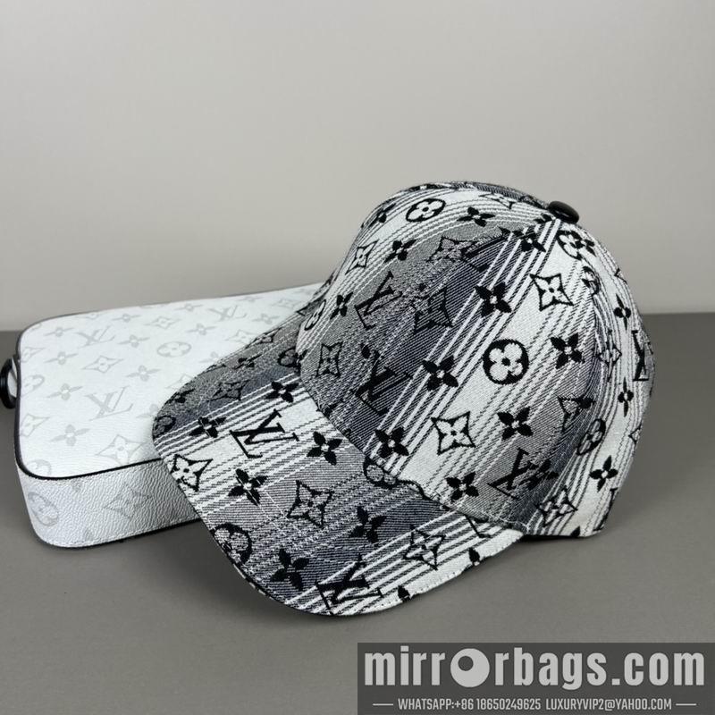LV Hat dx72