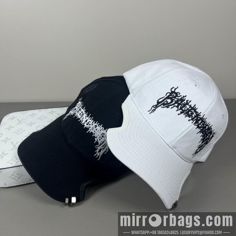 Balenciaga Hat dx05