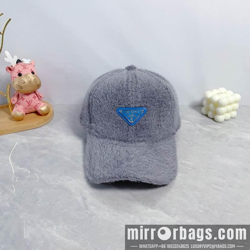 Prada Hat dx38