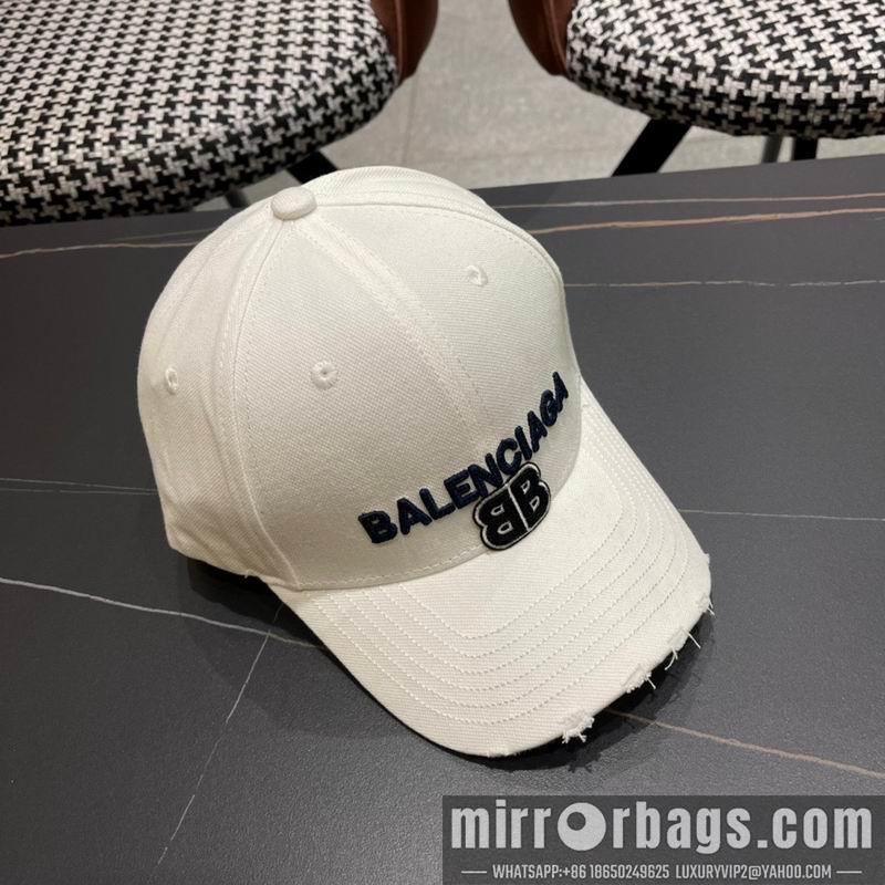 Balenciaga Hat 072202