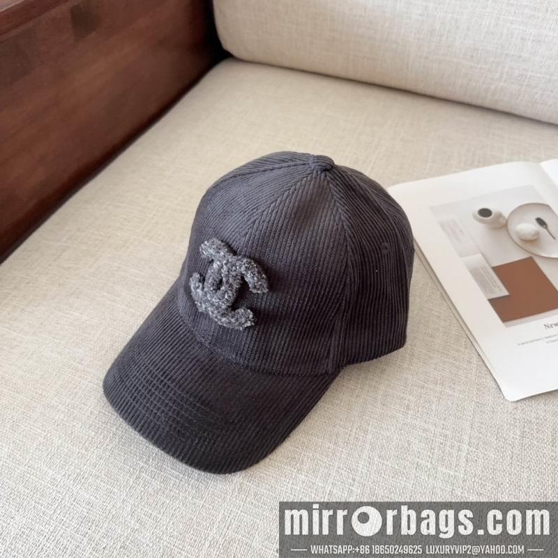 Chanel Hat dx70