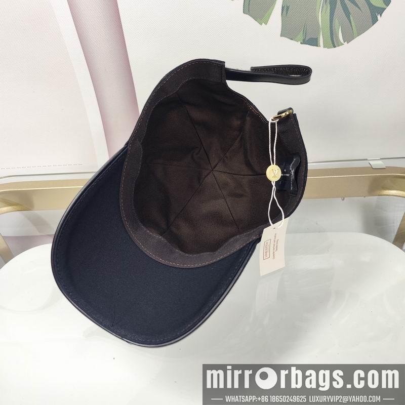 LV Hat dx131