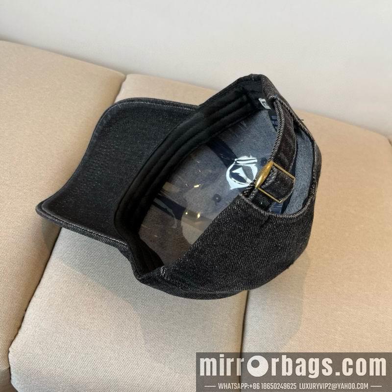 Miumiu Hat dx24