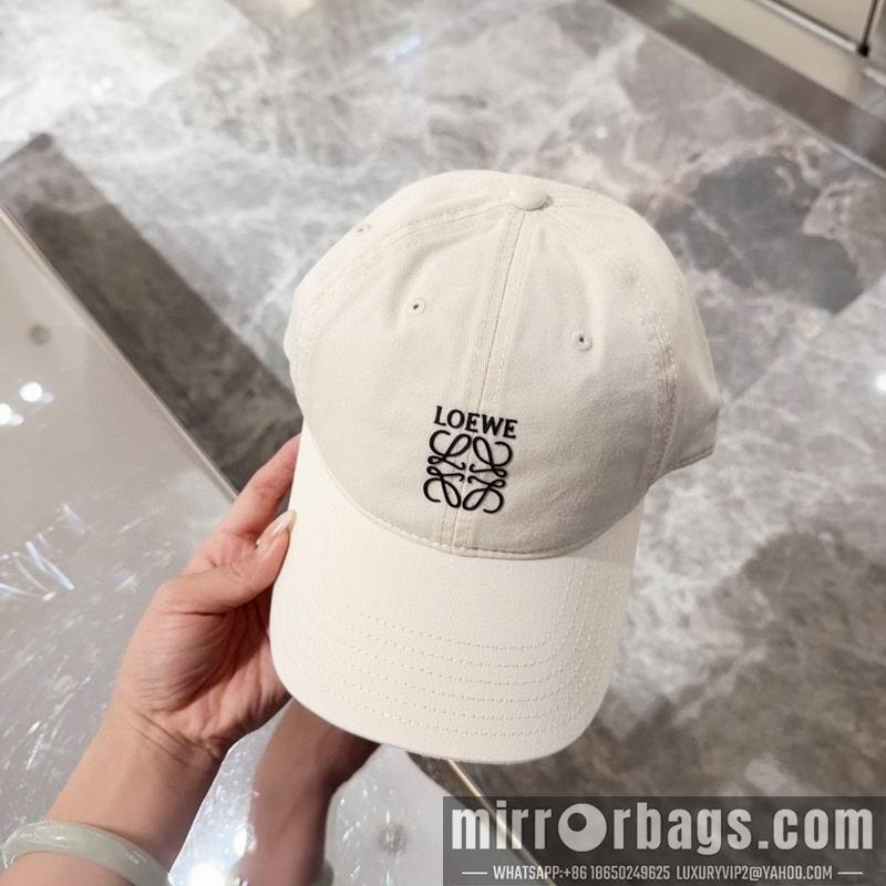 Loewe Hat dx56