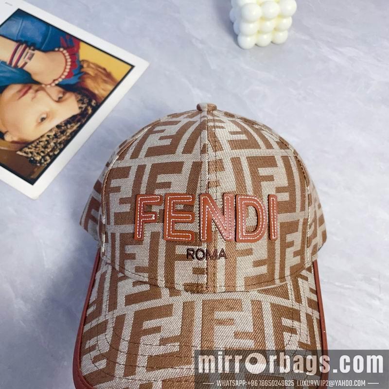 Fendi Hat dx45