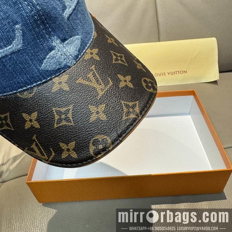 LV Hat dx122