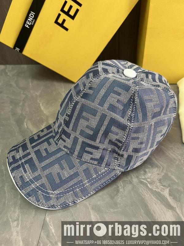 Fendi Hat dx53