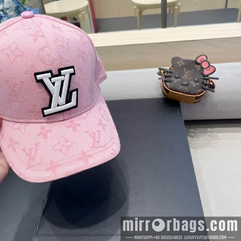 LV Hat 082601