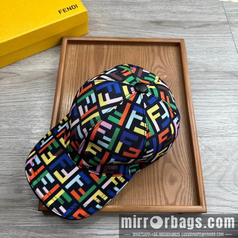 Fendi Hat dx104