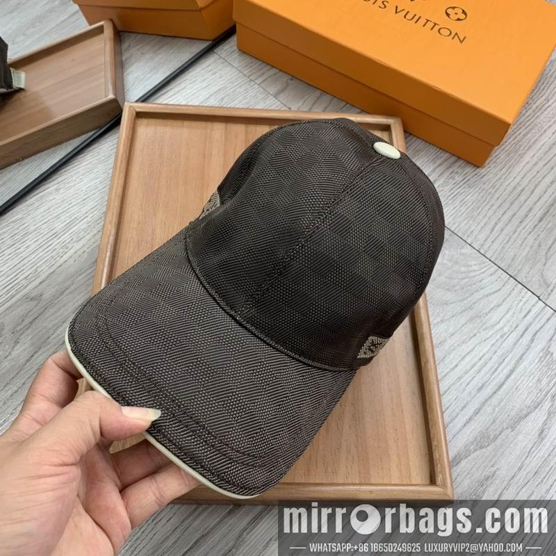 LV Hat dx151