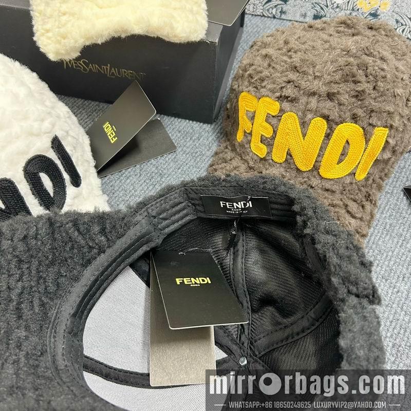 Fendi Hat dx73