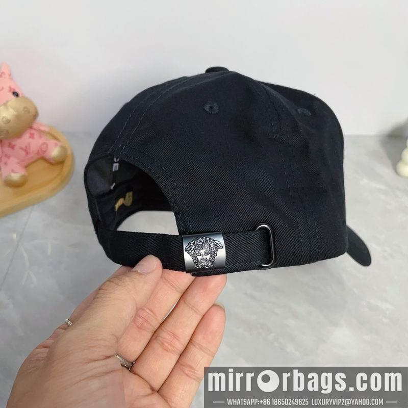 Versace Hat dx03