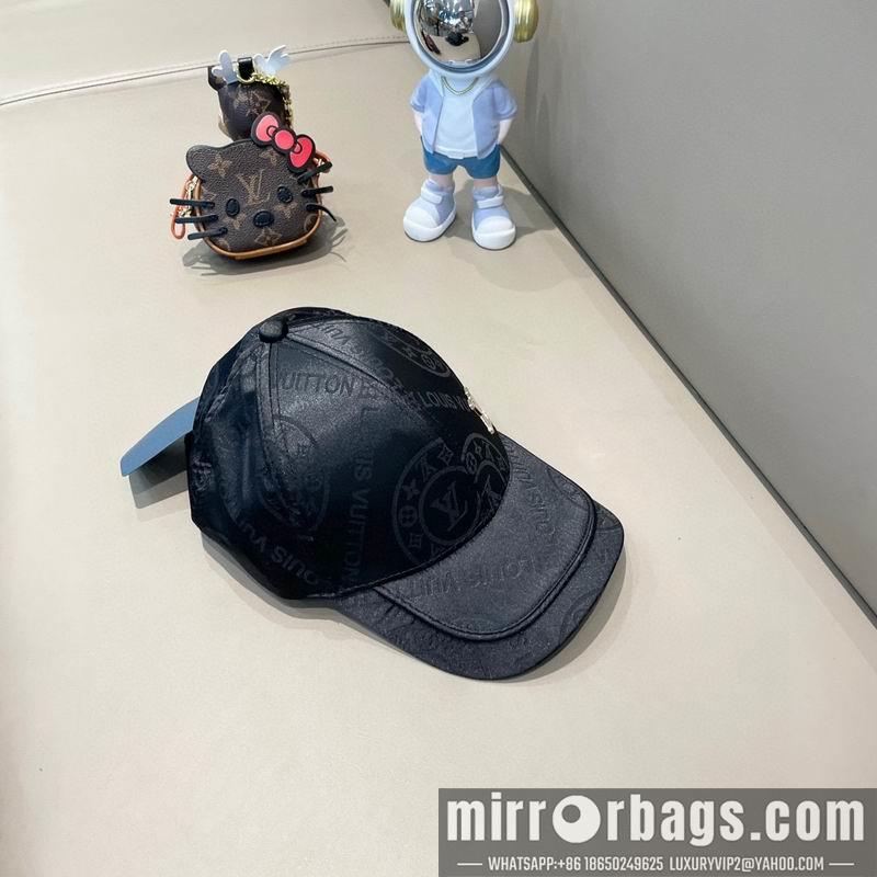 LV Hat 081401